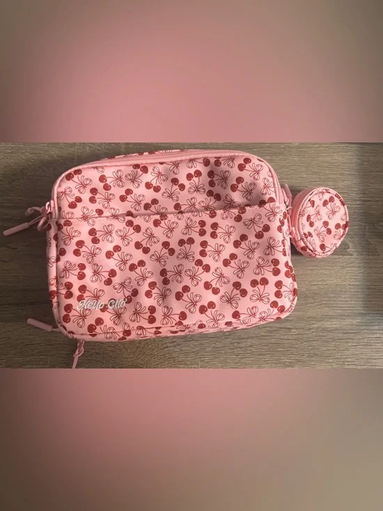 Hello Clio Double Scoop Kindle bag NWT - Picture 2 of 3